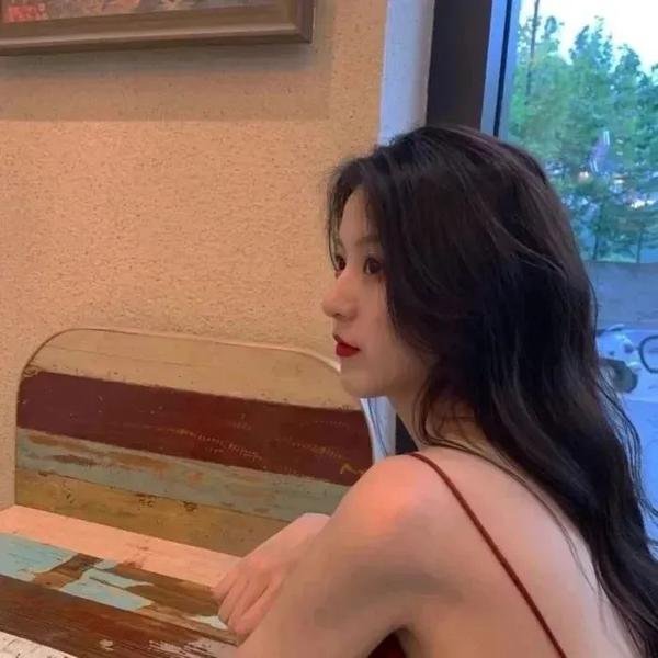 脸盲少女的未知爱情
